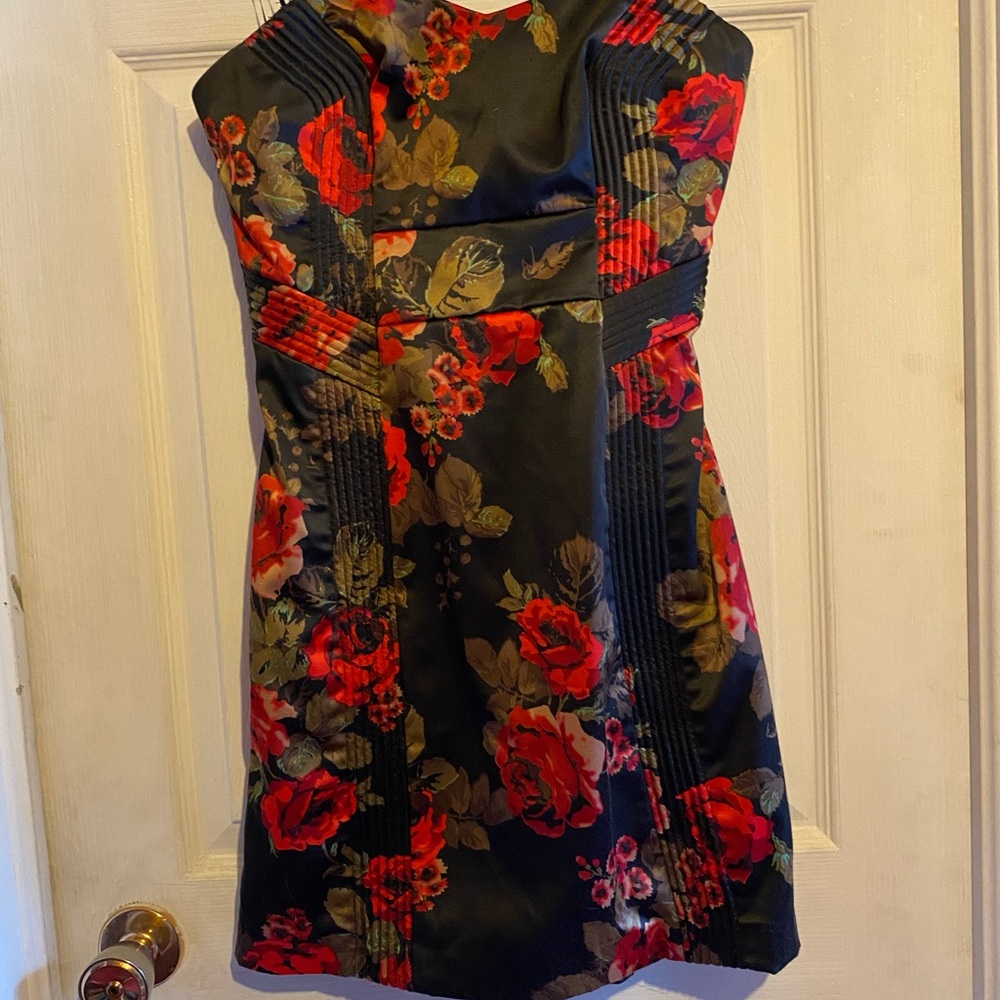 Guess floral strapless mini dress